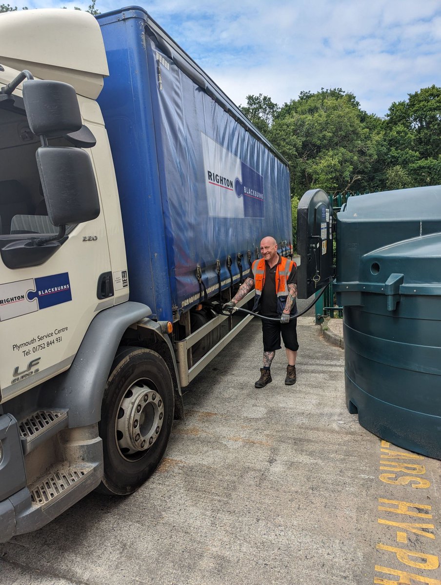 RightonLimited's tweet photo. One of our lorries at Righton Blackburns' Plymouth Service Centre being refueled as part of our HVO trial.

This trial forms part of our commitment to reducing our environmental impact in all aspects of our business. https://t.co/e231XY86aI