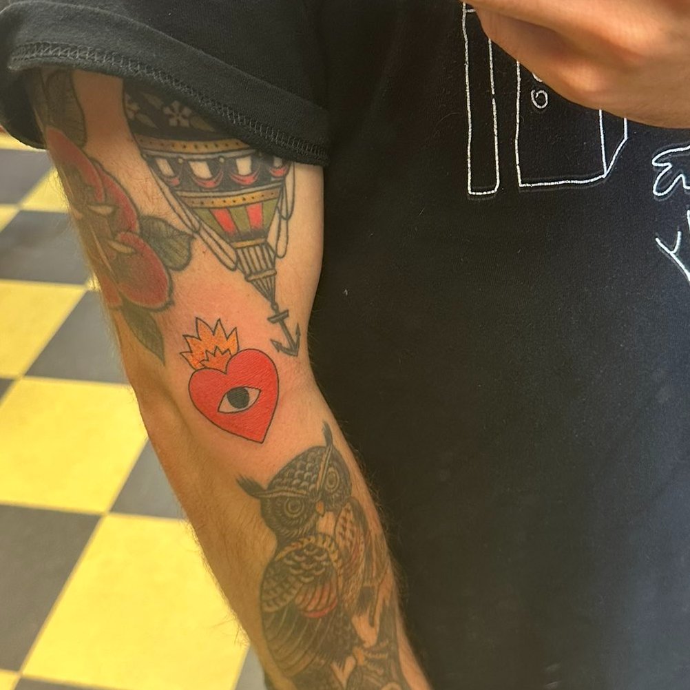 The family is getting bigger ❤️🔥
I cannot express how happy it make me feel to receive photos like this. Welcome to the Firestarters dear <a href="/andreasrizek/">DRE 🏝</a>