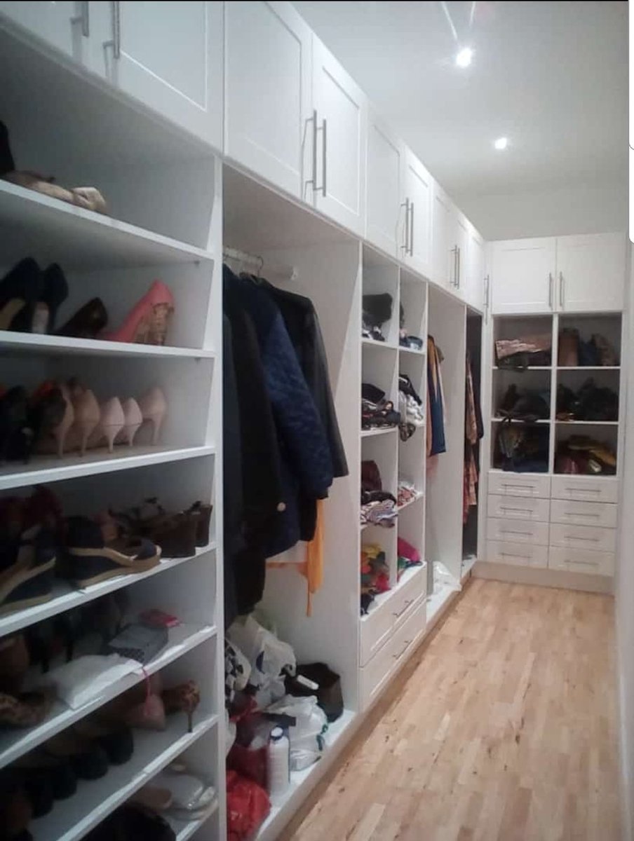 Good night Zimbabwe <a href="/chirinda1/">Garikai Chirinda</a> <a href="/MupasoNyasha/">Mupaso Nyasha</a> <a href="/Zunze/">Kudakwashe R Zunze</a>