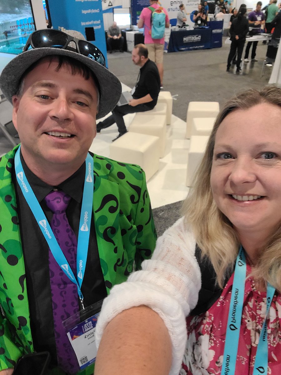 MrsKimFranco's tweet photo. #WeVideoAtKSTE Lovin The Riddler at the We Video booth!! https://t.co/LDjxiGj9Qf