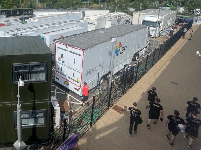 JordanC_TV's tweet photo. The #MLB #LondonSeries featured broadcast solutions from the #NEPGroup Global Production Ecosystem, including...

⚾Three #OBTrucks from @NEP_UKI
⚾Connectivity via @NEP_Connect and the #Anylive network
⚾Fletcher robo cams  

More @sportsvideo: https://t.co/GZ0XUfOUHk https://t.co/KxLC4IgTqj
