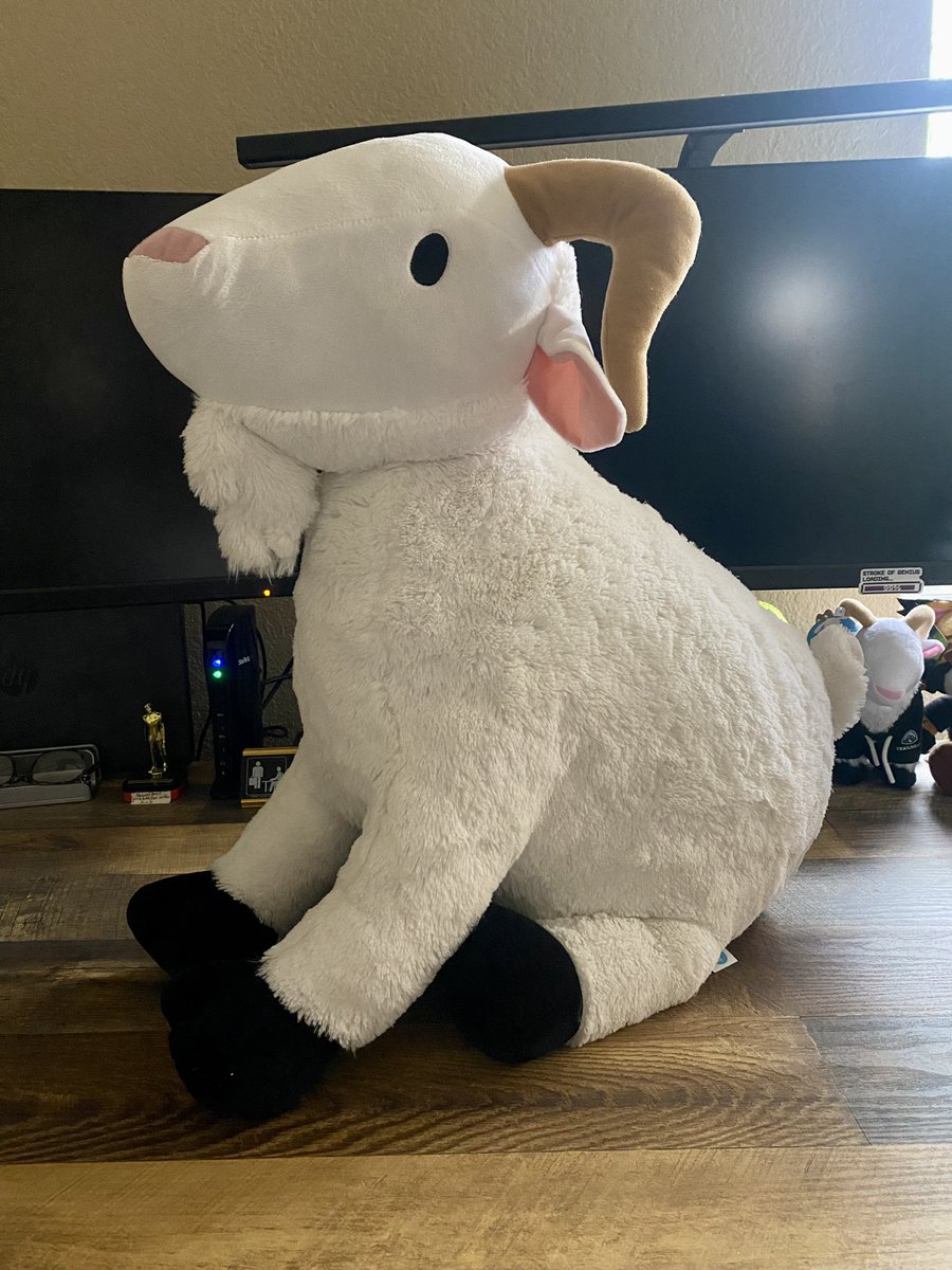 Looking to rehome this medium <a href="/salesforce/">Salesforce</a> #Cloudy now that I’ve downsized my office. If you’ll cover shipping within the US, it’s yours. Let me know if you’re interested! #salesforceswag #salesforceadmin #salesforceohana