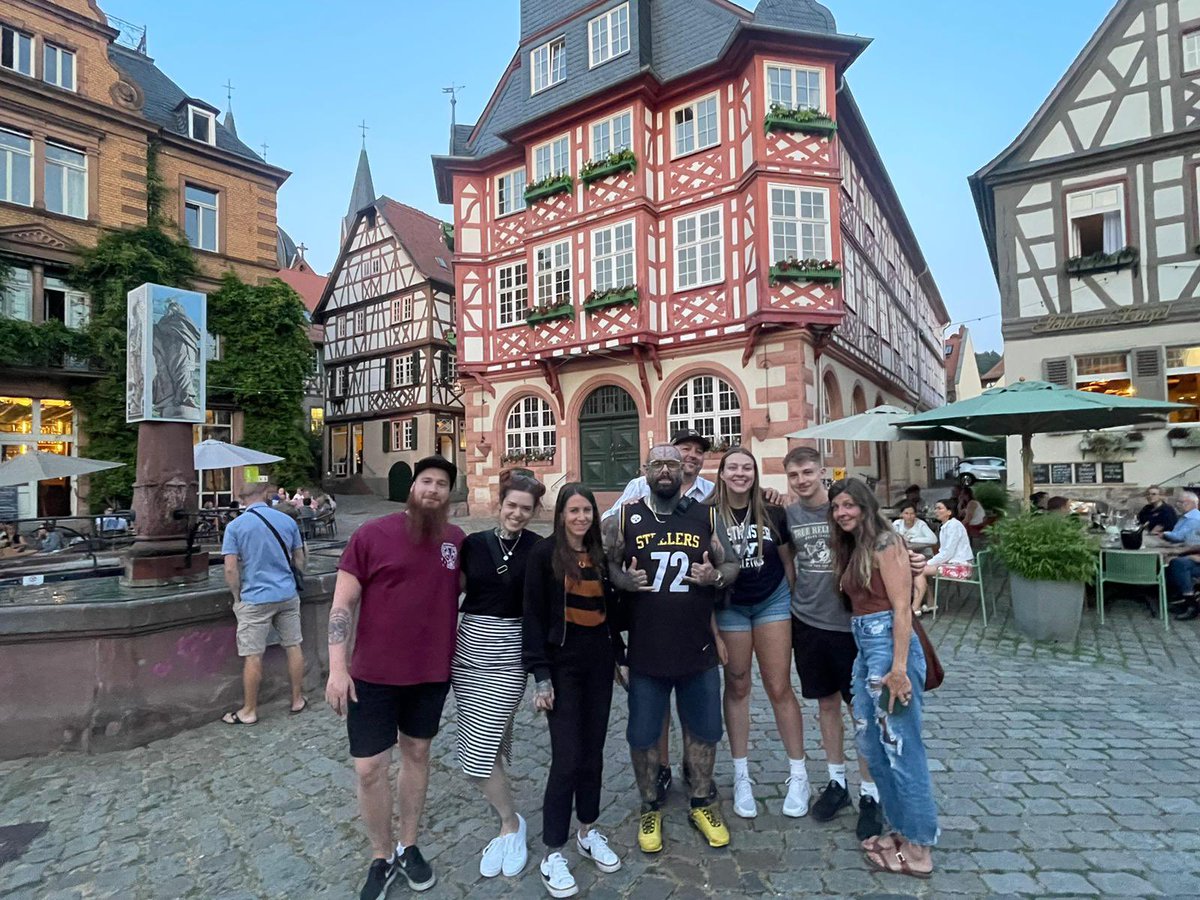 Scottwoodmoore's tweet photo. 6 countries 🌏 No Boundaries 🙏🏽 no speed limits 💥💨 Live the life of your dreams! #BlessedAndGrateful #LevelUp with my fam @NicYobov https://t.co/dSJoYrEFF7