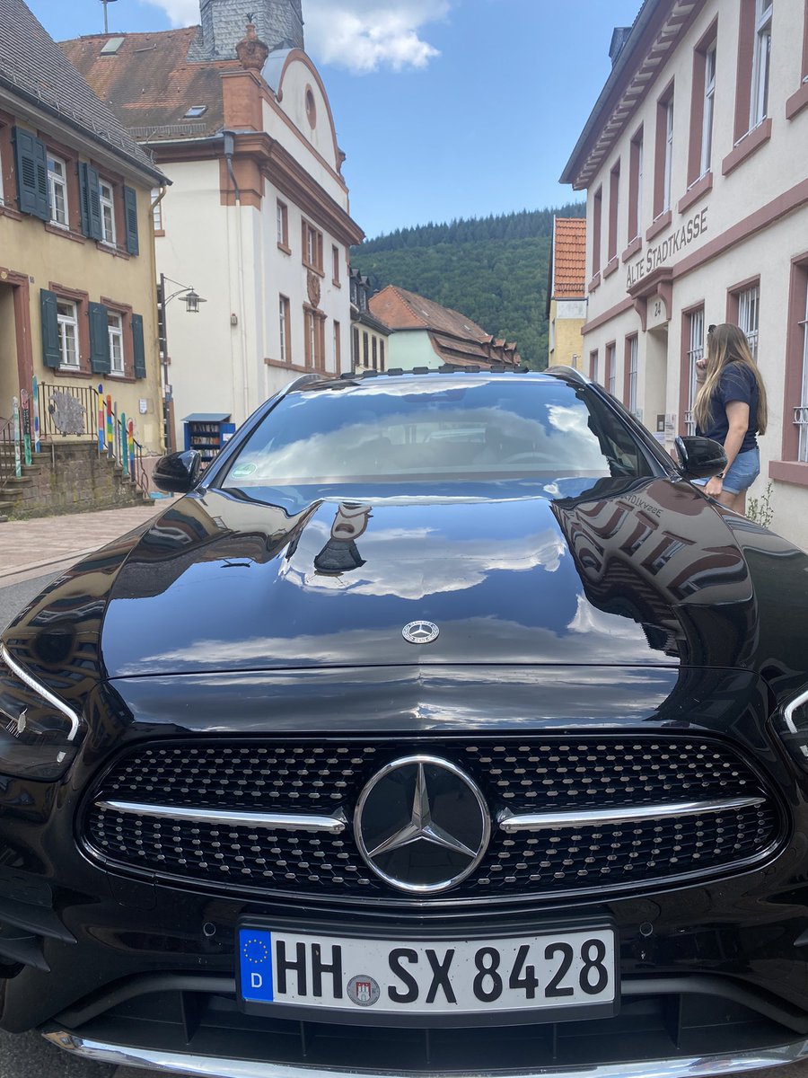 Scottwoodmoore's tweet photo. 6 countries 🌏 No Boundaries 🙏🏽 no speed limits 💥💨 Live the life of your dreams! #BlessedAndGrateful #LevelUp with my fam @NicYobov https://t.co/dSJoYrEFF7