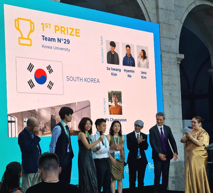 Saint-Gobain tweet media