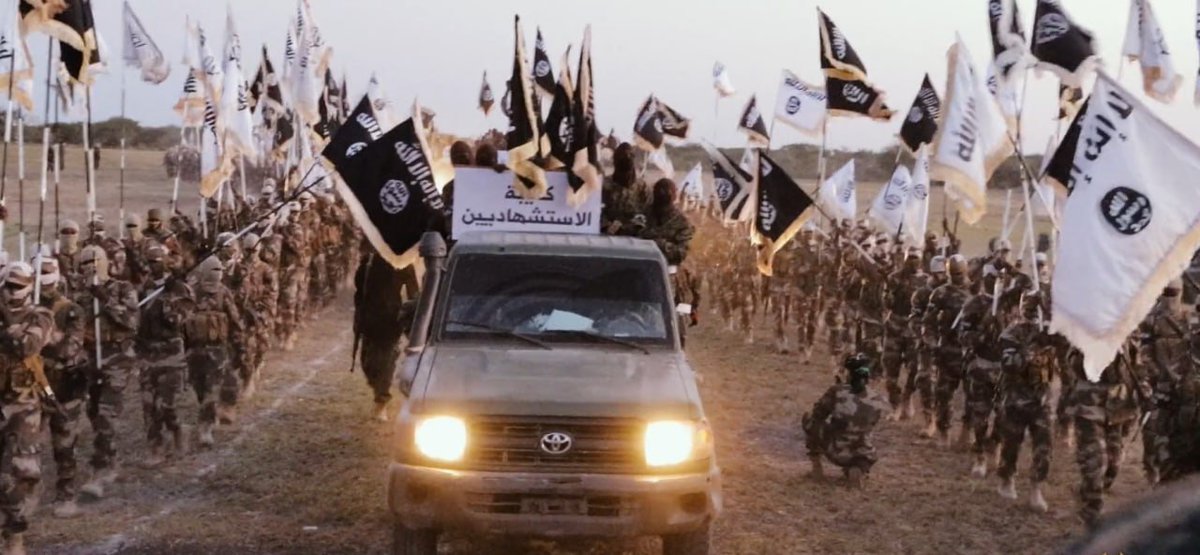 CTNSIS's tweet photo. Al-Qāeda branch in Somalia Harakat al-Shabāab al-Mujāhidīn signals it'll conduct a new graduation of a new Brigade in what its propaganda wing dubs the largest drill in its history.

Al-Qaeda's attempt to replicate its Taliban strategy in Afghanistan in Somalia. https://t.co/YYfpoI6IhJ