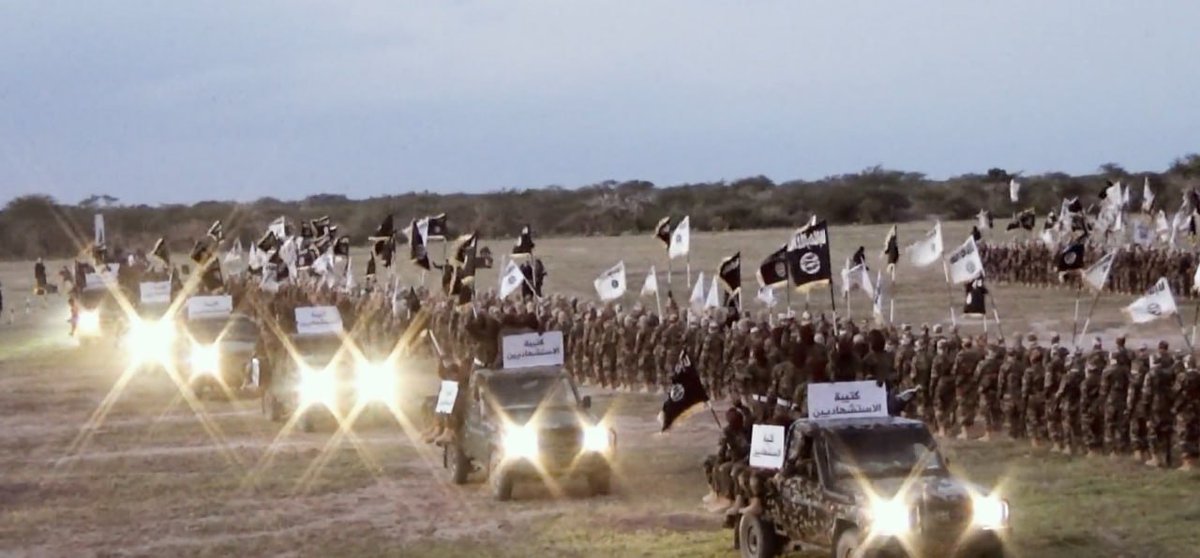 CTNSIS's tweet photo. Al-Qāeda branch in Somalia Harakat al-Shabāab al-Mujāhidīn signals it'll conduct a new graduation of a new Brigade in what its propaganda wing dubs the largest drill in its history.

Al-Qaeda's attempt to replicate its Taliban strategy in Afghanistan in Somalia. https://t.co/YYfpoI6IhJ