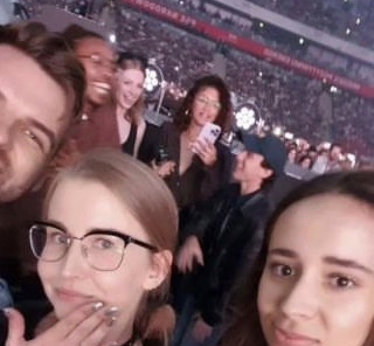Pop Base on Twitter "Zendaya, Tom Holland and Hunter Schafer at Beyoncé’s concert in Warsaw