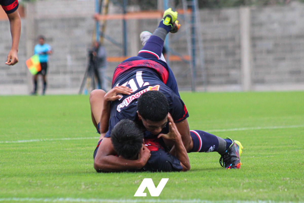 andrevalenciass's tweet photo. Deportivo Municipal se adelanta en Pachacamac con gol de William Navarro.

Deportivo Municipal 1️⃣-0️⃣ Alianza Lima https://t.co/CihbQSUo2g
