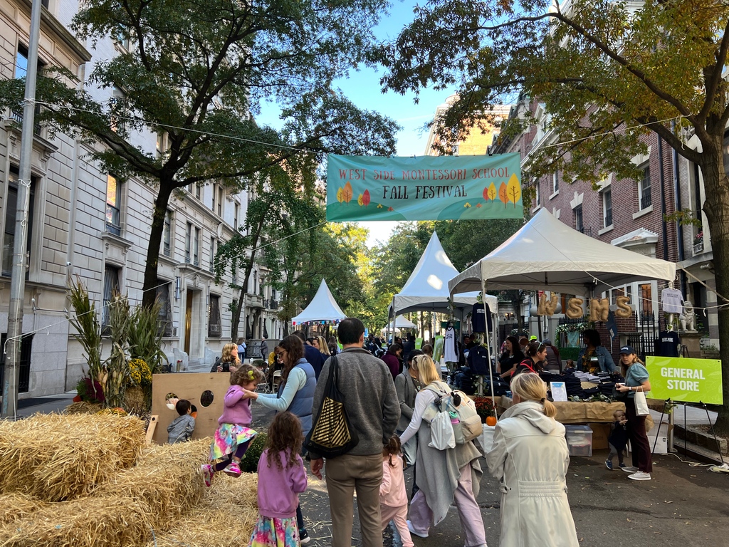 NYFFevents's tweet photo. Fall may be a few months away, but it’s never too early to start planning fall festivals 🍂⁠
⁠
We coordinate &amp; produce festive gatherings celebrating the best of the season.

#NYFF #NYFFEvents #newyorkevents #eventproduction #fallfestivals https://t.co/KYK3ilyM3u