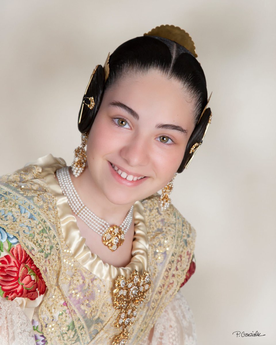 Leire Avilés Arce; 
Fallera mayor infantil 2023.
Ella representará a nuestra comisión en la preselección a Corte de Honor infantil y Fallera Mayor infantil de Valencia 2024. El acto tendrá lugar el próximo 16 de julio en los jardines norte del Palau. ¡Estamos contigo, Leire!