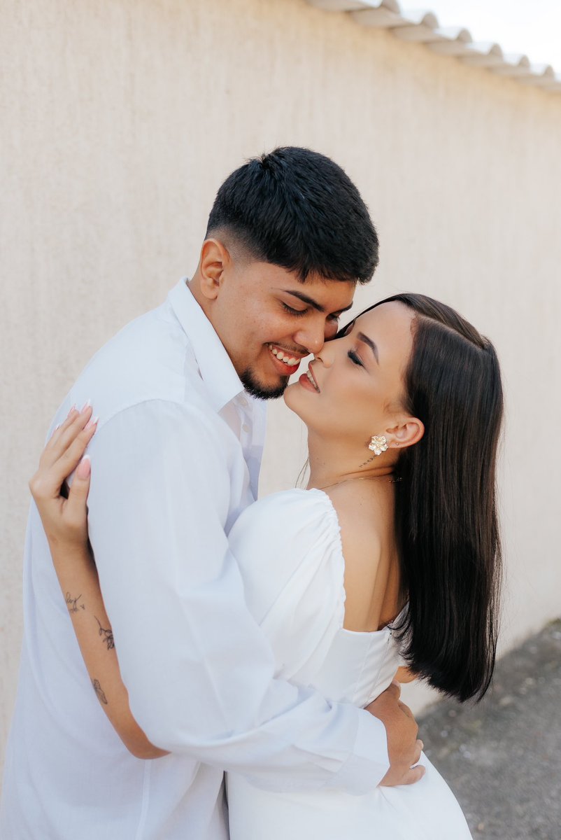 Foi preciso renunciar muitas coisas, foi tudo muito leve, como deve ser.
Amando construir uma vida com você, meu marido! 👰🏻‍♀️