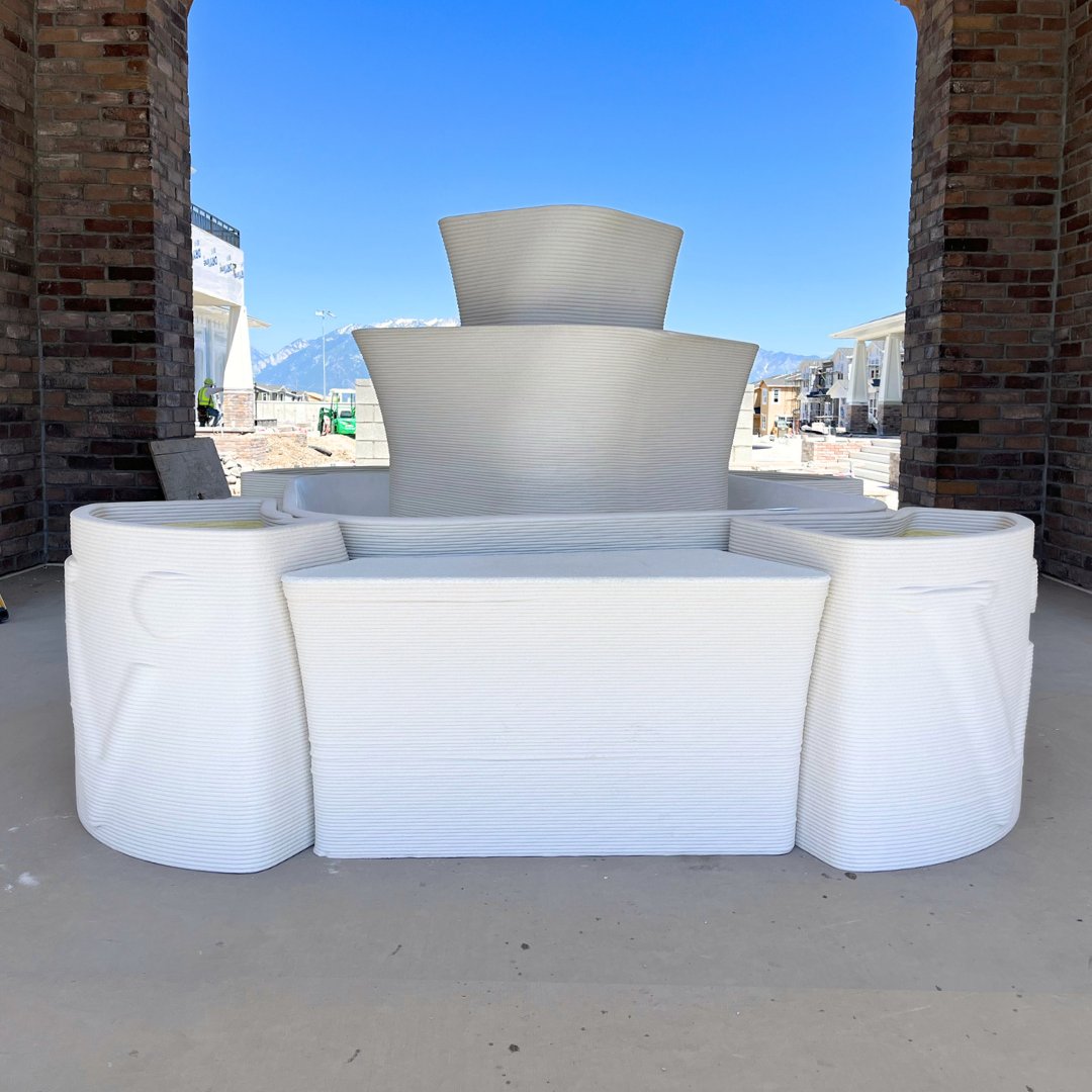 This week, we want to show our developers and designers how they can fit their water designs into a smaller footprint by using PikusPrinted fountains. Use the hollow structure to conceal mechanical, electrical, and plumbing systems - allowing for limitless creativity and designs.
