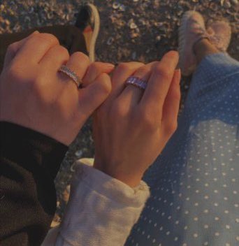 كل عام و أنت جنة قلبي كل عام وأنت عيدي♥️.