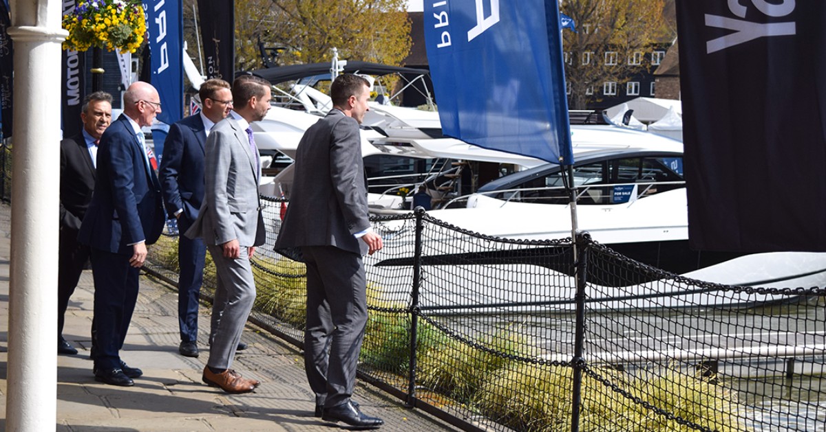 Luxury like no other, guaranteed to turn heads

#londonluxuryafloat #luxuryyachting