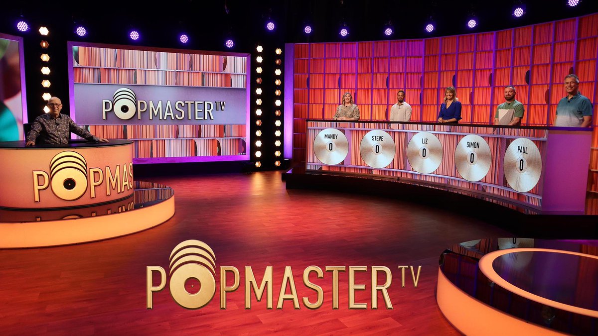 JonnoDew's tweet photo. Ridiculously impressive knowledge on #PopMastertv by both Simon and Steve, great contestants and a deserved winner. 📀 Excellent episode @RealKenBruce #More4. Re-commission a 2nd series immediately @More4Tweets @Channel4 https://t.co/fTp7wku5pl