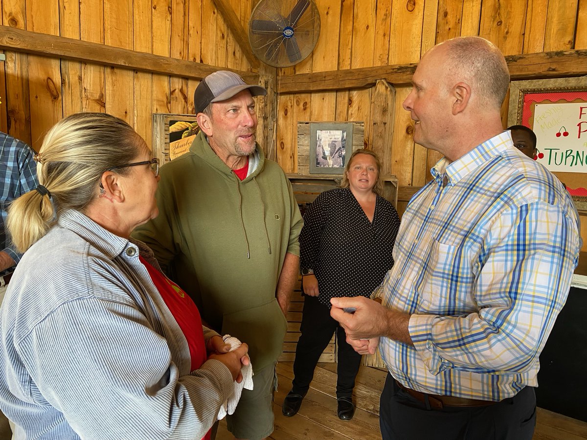 farmcredit's tweet photo. During today’s farm tour and roundtable with @RepMoolenaar & @usdaRMA in 📍 Michigan, producers highlighted @GreenStoneFCS’s efforts leading the Micro Farm Crop Insurance Program – a vital tool for small and specialty producers. https://t.co/1FXgyxaamn
