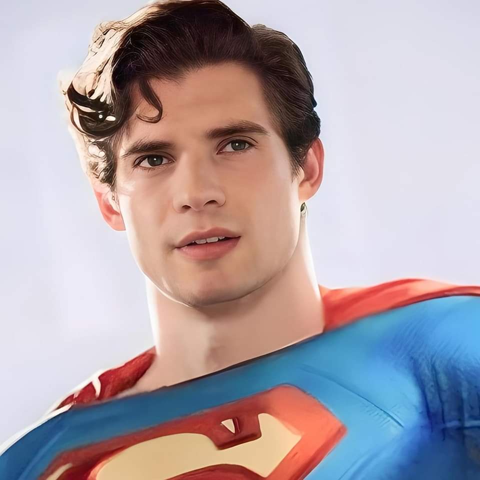 Superman no DCU confirma ator pra substituir Henry Cavill