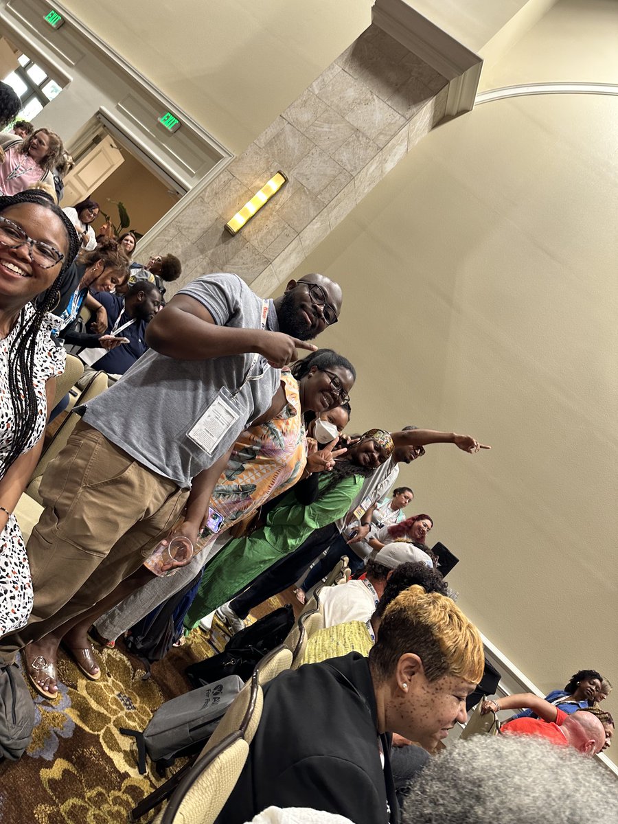 Our ⁦⁦<a href="/CarverRoadMS/">Carver Road Middle</a>⁩ leaders attending ⁦<a href="/AVID4College/">AVID</a>⁩  summer institute!  It’s their first time! We are ready to lead the way! Stay tuned for greatness!!