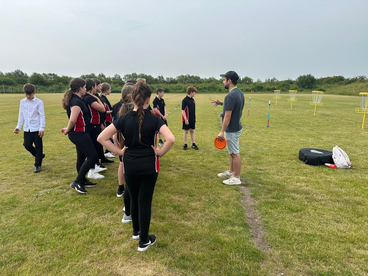 SuthersSchool's tweet photo. Who’s interested in more #DiskGolf ?
We enjoyed having Tom in from @NSDCouncil last week. Year 7 students had a fantastic opportunity to take part in this new sport! We look forward to working on the Open Doors project in the near future - watch this space! 🥏#TheSuthersSchool https://t.co/yWhJNg10JI