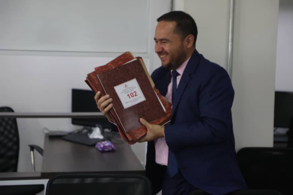 Finaliza el proceso de Postulación para el Comité de Postulaciones Electorales y desde la Comisión Preliminar seguimos trabajando para que la Plenaria de la <a href="/Asamblea_Ven/">Asamblea Nacional 🇻🇪</a> designe a los 10 ciudadanos venezolanos que nos acompañarán en dicho comité🇻🇪 

<a href="/NicolasMaduro/">Nicolás Maduro</a> <a href="/jorgerpsuv/">Jorge Rodríguez</a>