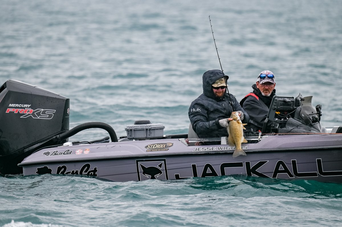 MajorLeagueFish's tweet photo. Jesse Wiggins didn't have to sweat the #ToroCutLine. With 39 pounds, 11 ounces, he is headed to the Knockout Round of @GeneralTire  Stage Six Presented by @JohnDeere.

https://t.co/wsNaam2cHS

#StageSix #KnockoutRoundbound https://t.co/orUWewh61b