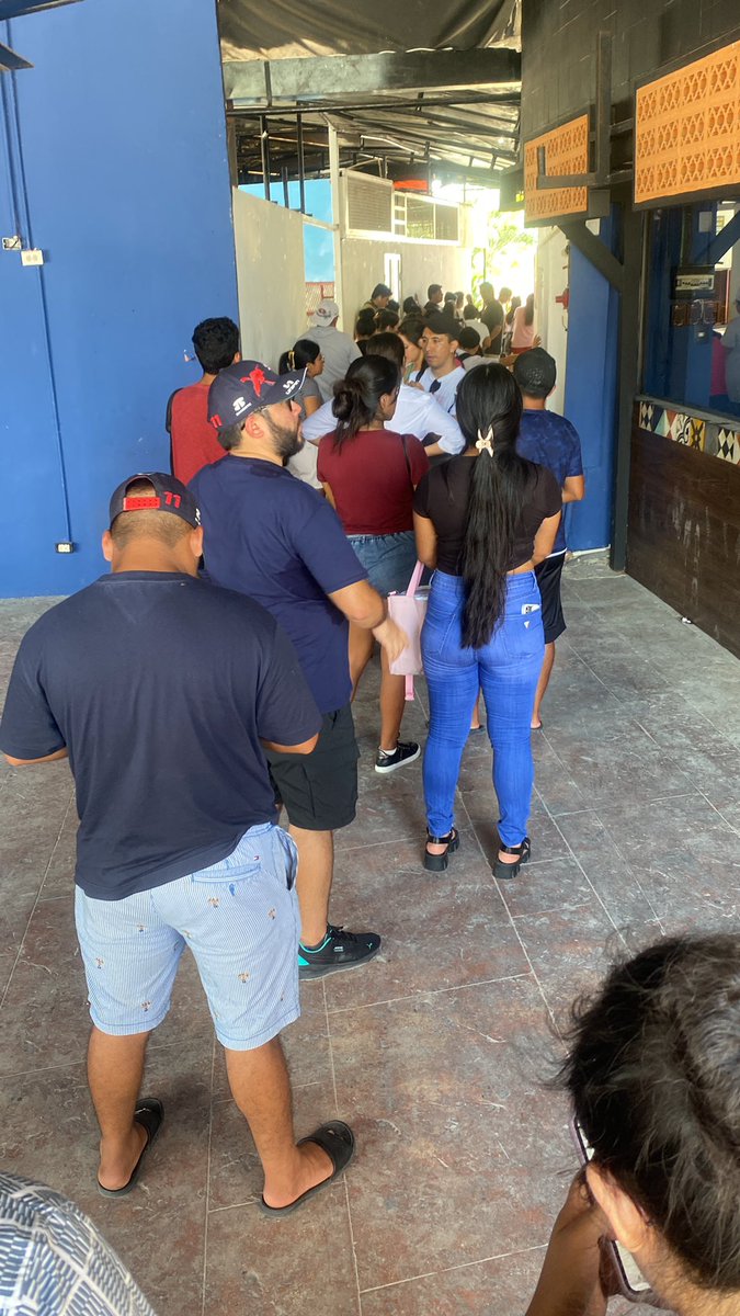 JairTorresM's tweet photo. @franco_esca ya no hay boletos en Cancún, abre una fecha más por favor 😓 https://t.co/ZG9E3GODfh