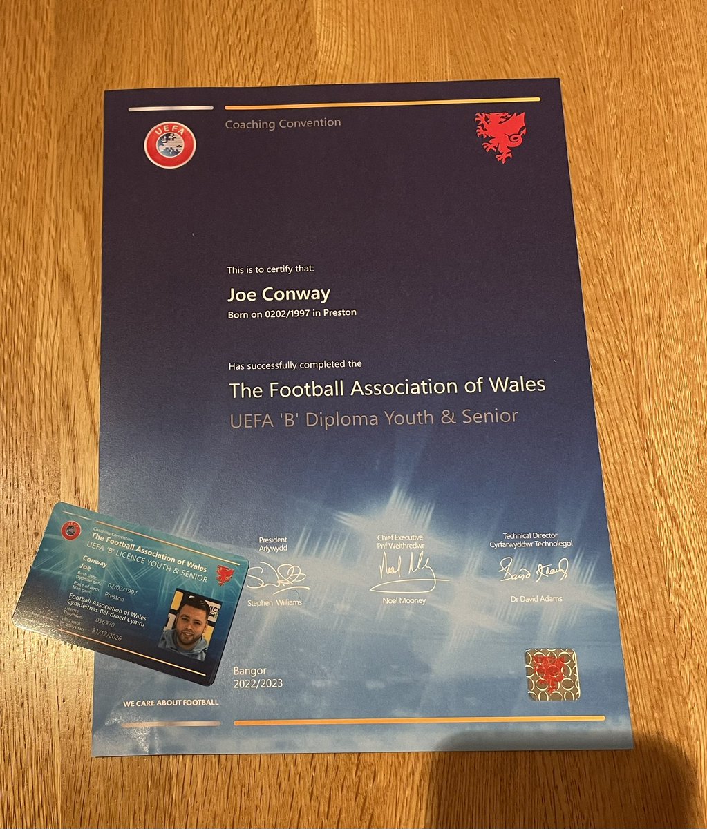 Lovely little delivery came in today! 

#UEFAB #FAW #FootballCoaching