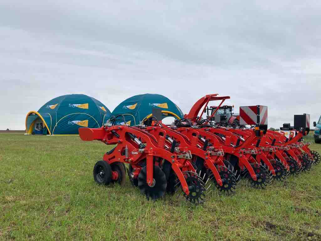 KUHN Farm Machinery tweet media