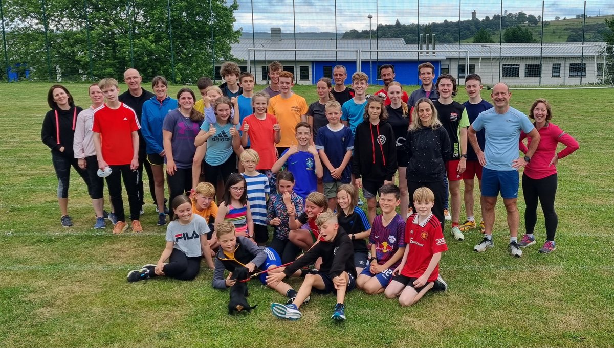 Tough group session tonight before a short summer break.  Lots of smiles along with plenty effort!  

Huge thanks to all our coaches and volunteers for their amazing support this term 🙂