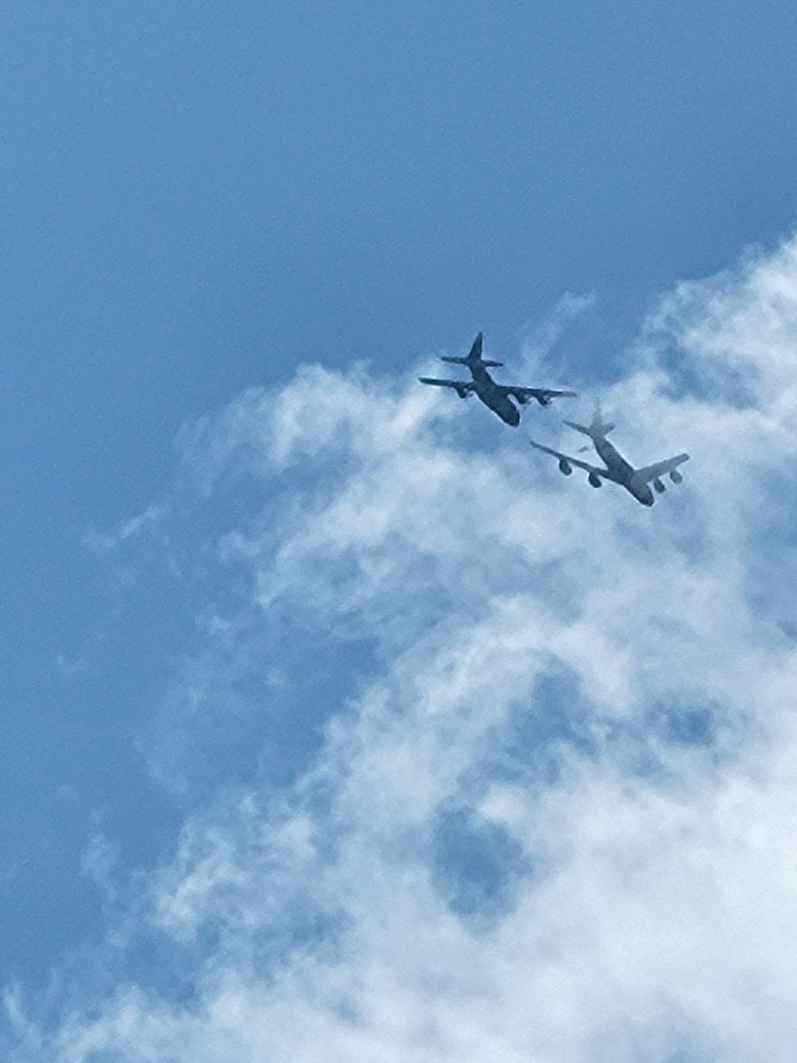 Mid air refueling caught in #Gettysburg #pa #AirForce