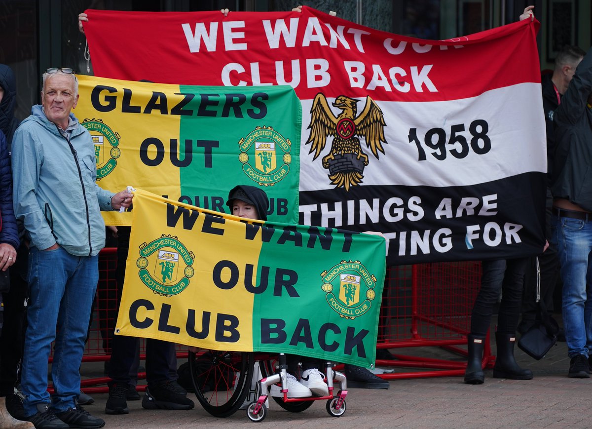 The__1958's tweet image. Let’s make this crystal clear. Today was never about numbers on a working &amp;amp; non-match day

It was about sending a statement and the bad optics against this ownership across the world.

The focus flipping to the fan contempt against Glazer decay rather than a shameless overpriced
