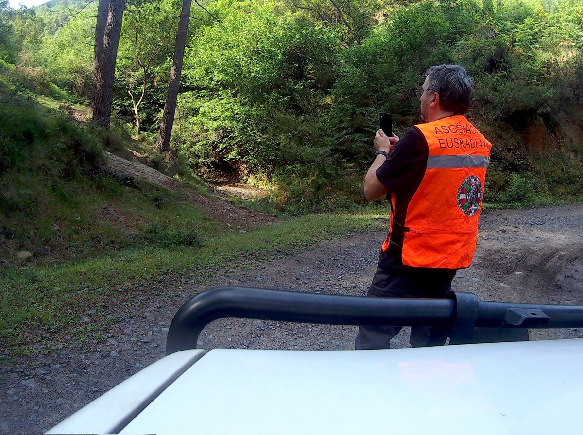 Carlos Lopez (@jcll64) on Twitter photo Miembro de la asociacion <a href="/Euskadi_4x4/">Euskadi 4x4 Reskates y Ayuda</a> rescates, Colaborando en la recogida de datos de rios intermitentes en el País Vasco para <a href="/DRYvER_CitSci/">DRYvER Citizen Science</a> <a href="/DRYvER_H2020/">Drying River Networks and Climate Change</a> Miembro de la asociacion <a href="/Euskadi_4x4/">Euskadi 4x4 Reskates y Ayuda</a> rescates, Colaborando en la recogida de datos de rios intermitentes en el País Vasco para <a href="/DRYvER_CitSci/">DRYvER Citizen Science</a> <a href="/DRYvER_H2020/">Drying River Networks and Climate Change</a>