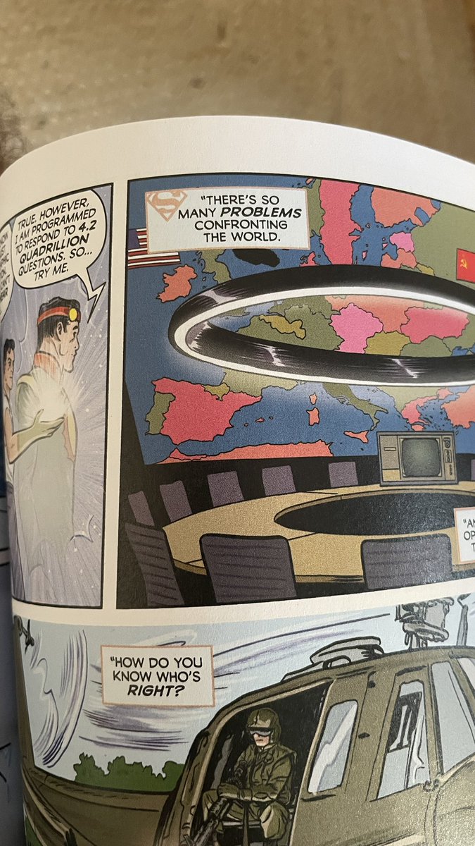 lordisasi's tweet photo. Parece que en la Tierra de Superman : Space Age de Mark Russell y Mike Allred , Euskalerria es independiente. https://t.co/FAqxtMZNC2
