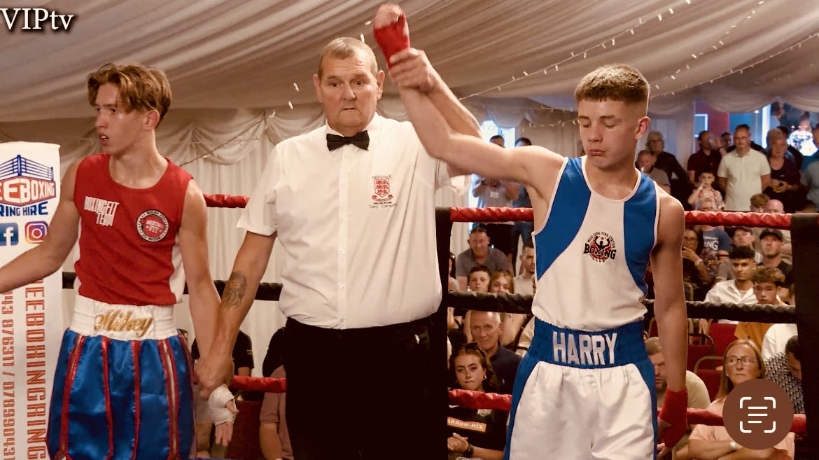 marc_howson's tweet photo. 2 fights in 5 days for Harry , sees him come away with 2 wins. First decision extremely fortunate , but made improvements to win the second bout very well. Thanks to ⁦@ELITEPathwayLT⁩ ⁦@DeptLch⁩ for the ongoing support as always https://t.co/WA61qL7H0j