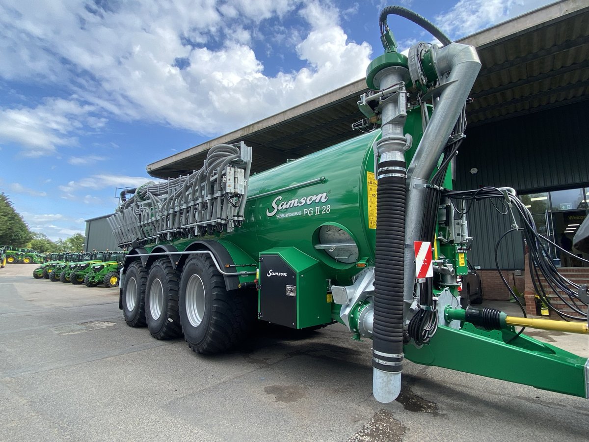 tallisamosgroup's tweet photo. โจNEWโจ ๐ #Samson PG II 28 Tanker with 24m dribble bar leaving TAG #Allscott.
This is the first Samson #tanker sold by TAG, and what a #machine!
Sold by Dan Mallard to ME Furniss, replacing a PG II 27
Many thanks for your business; we appreciate it!๐
#whatamachine #New https://t.co/2Trr3zejSZ