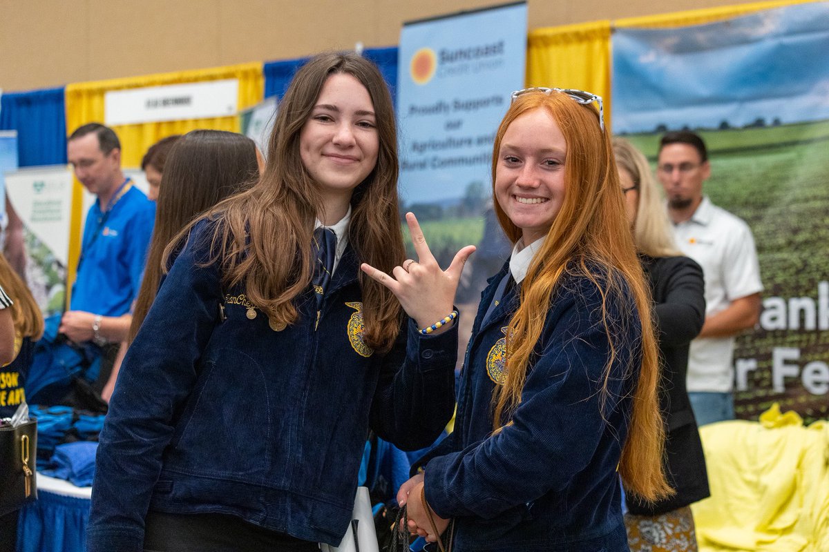 SuncoastCU's tweet photo. We had a BLAST at the @FloridaFFA State Convention! Suncoast sponsored the Day of Giving, a food drive to support @FeedHopeNow. We also sponsored other parts of the convention, like their Hall of Fame, Expo, and Workshops. It was incredible to see it all come together. #FLAFFA23 https://t.co/5viZ8tk9Wf