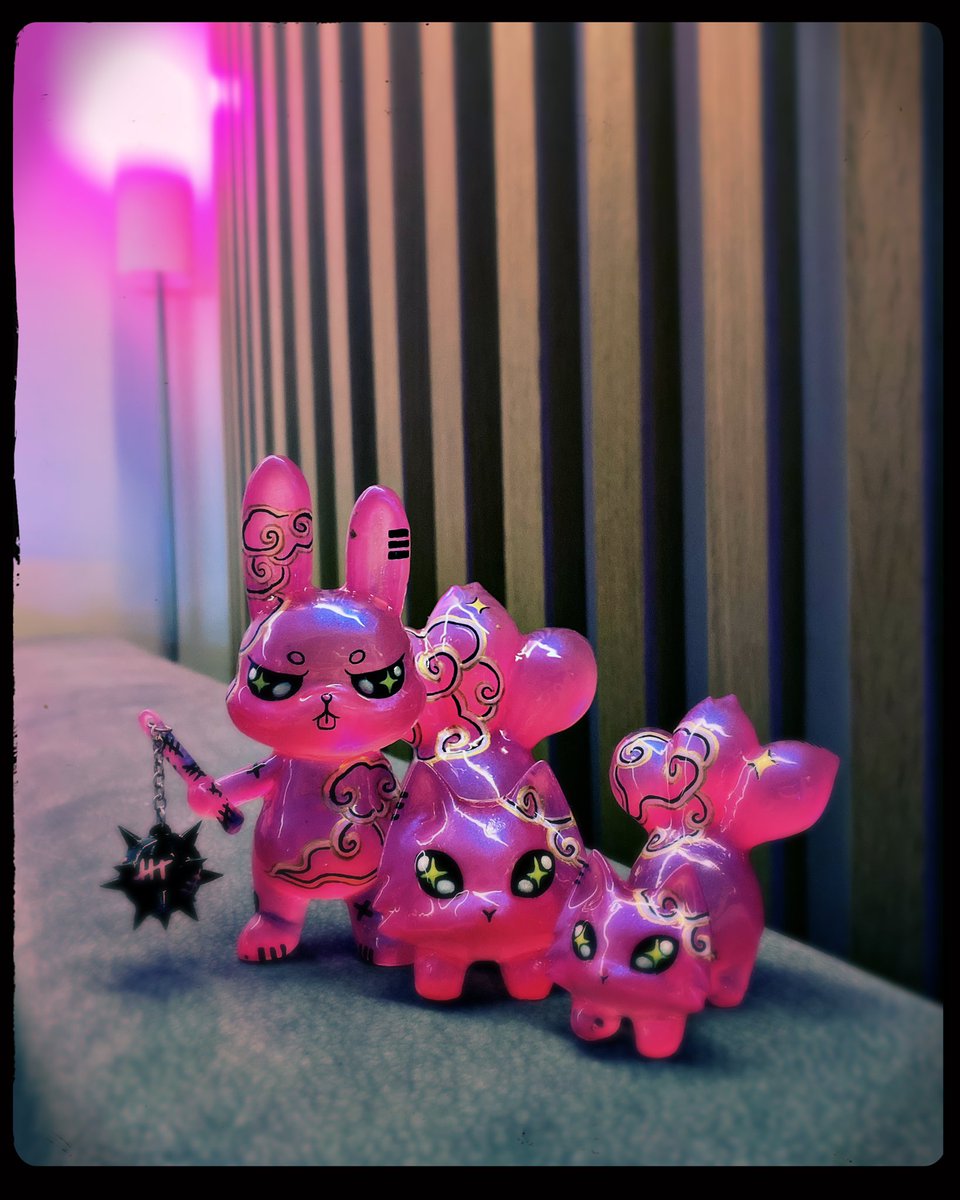 fluffriot's tweet image. Recent resin art toy drop was such a fun one! Loved making these translucent Pink AF iridescent figures. Each a 1/1. [sold]