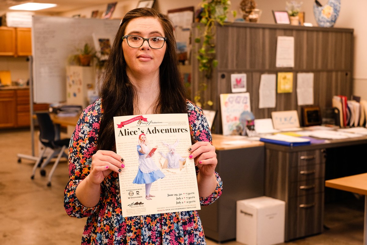 blackhillsworks's tweet image. Rachel – I am #strong!

A talented young woman, Rachel has been in every single #FlutterProductions performance! She encourages people to always be #kind, which she learned through the #love and #support of her family.

Tickets to the next performance:
app.arts-people.com/index.php?tick…