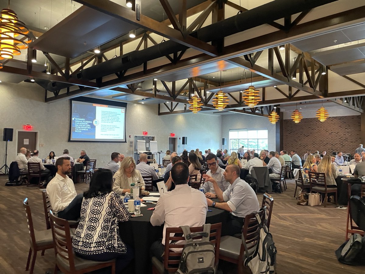 GregGatesLPL's tweet photo. What a great week in Fort Mill! Special thanks to our #LPLTech, Product and Business Teams for coming together to collaborate on @LPL's transformation journey and the exciting work we're doing to empower advisors to help deliver exceptional experiences to their clients. #WeAreLPL https://t.co/YQgQYNEDzX