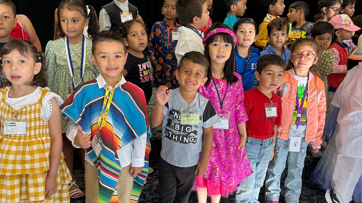 ✨🌎🥰😍@CFBISD celebrates and embraces diversity and all cultures! Welcome to our #OneBIGFamily! #CFBISD #LTL2023 @EldredgeWendy @susanmachayo @CFBElem_Bil_ESL @CFBFacilities 🇧🇷🇦🇷🇨🇴🇯🇵🇺🇸🇲🇽💕