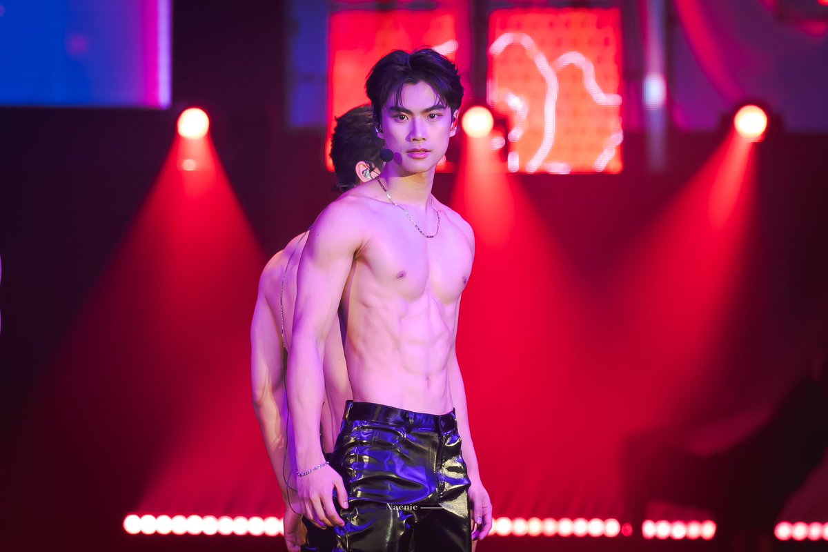 ForcieJS's tweet image. Ahmmmm Ohm can I add to cart you?🤭