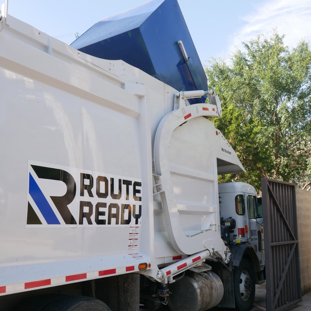 Route_Ready's tweet photo. Revamp your fleet and save big with Route Ready's refurbished garbage trucks! Learn more about how we can support the expansion of your company without breaking the bank. https://t.co/zcuieZ9d6W #RouteReady #OffRent #TrashTruck https://t.co/3n7VzvsbEP