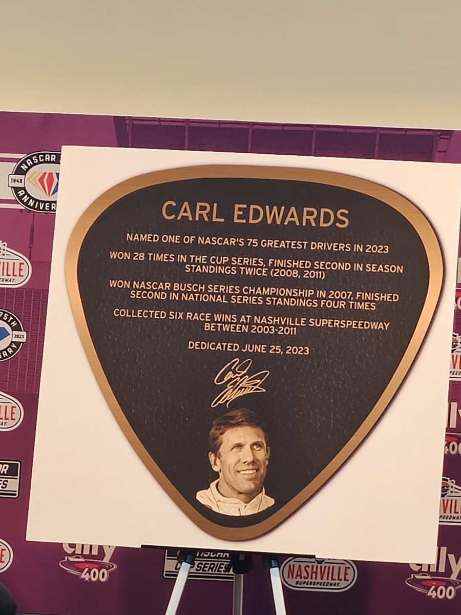 RandyFuller_'s tweet photo. Had a great time at @NashvilleSuperS this past weekend. It was great working with #CarlEdwards again and even better seeing him recognized for some of his many accomplishments in #NASCAR. We saw good friends. It was great seeing the support and enthusiasm from Carl's fans! https://t.co/xLEQuZgrk3