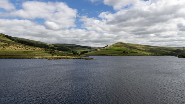 The #Dovestone #reservoir + #naturereserve @RSPBDoveStone is a #beautiful place in the #northwest of #England to watch #wildlife and #nature. It is also an excellent place for a #walk. This #wideangle #photograph of the #water shows the #beauty of the area. #landscapephotography