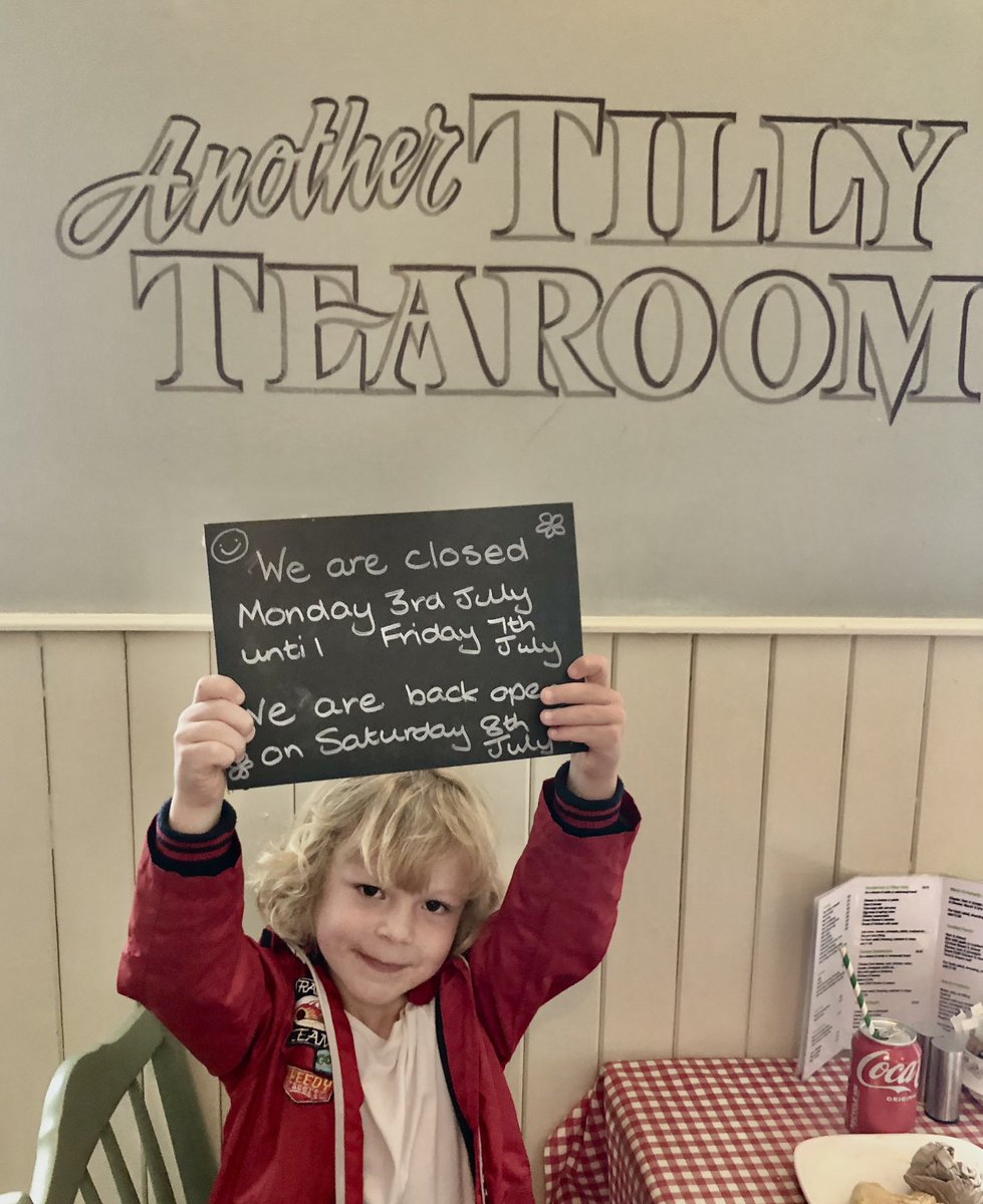 We are closed Monday till Friday next week back on Saturday #happy# holidays#smiling#dunblane#