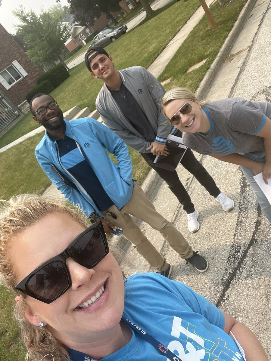 Fiber Walk with <a href="/PrimeComms/">Prime</a> RSMs! <a href="/staceysobiech/">Stacey Sobiech</a> <a href="/GreaterLakesMkt/">Greater Lakes Market 🌊</a> <a href="/DavidVenRoy1/">David Ven Roy</a>