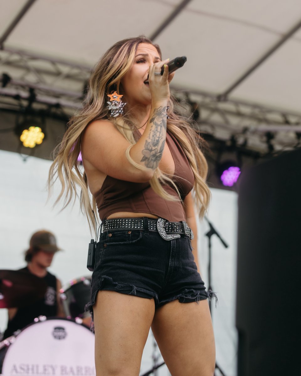 AshleyBarronOfficial tweet media