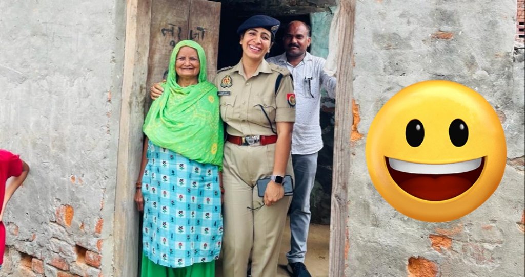 मिलिये #IPS अनुकृति शर्मा से, जो इन दिनों सोशल मीडिया पर वायरल है। 😀

उत्तर प्रदेश के बुलंदशहर के तहत आने वाले अगौता थाना क्षेत्र में अनुकृति शर्मा लोगों की समस्या सुनने के लिए पहुंची थीं. तभी भिड़ में से एक बुजुर्ग महिला ने उन्हें आवाज लगाई और कहा कि उनका घर अंधेरे में है और…