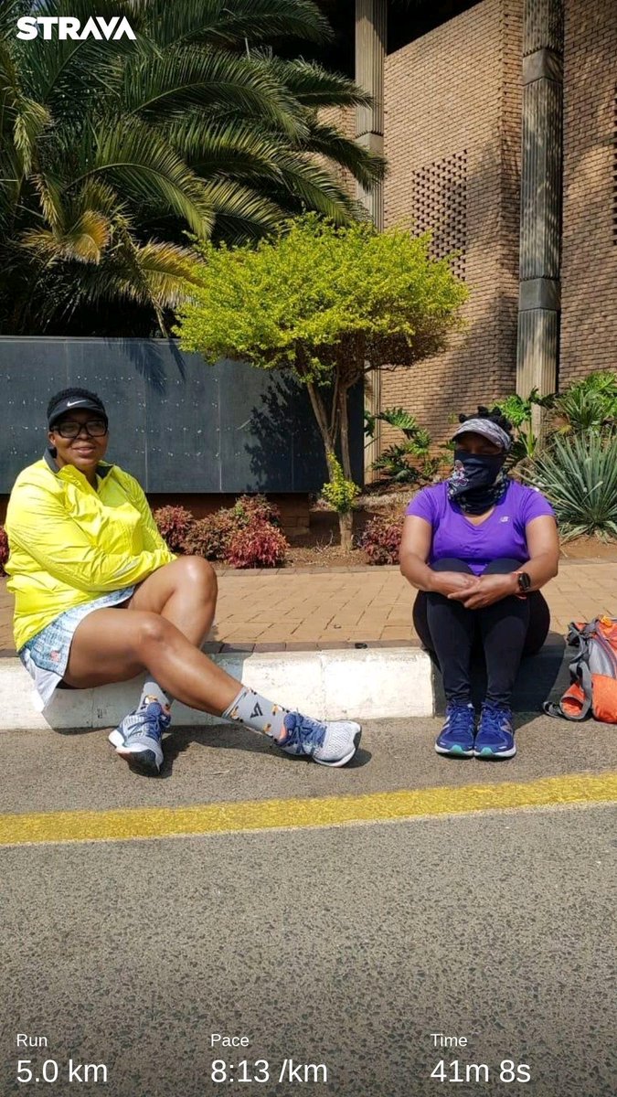 Onalenna_K's tweet photo. Grass training jou lekker ding ππ
preparing for Standard Bank CIB Winter Run πββοΈπββοΈ#RunForGSH #RunningForTheGiftOfLife #Reakitima https://t.co/BKNI5po6Ix